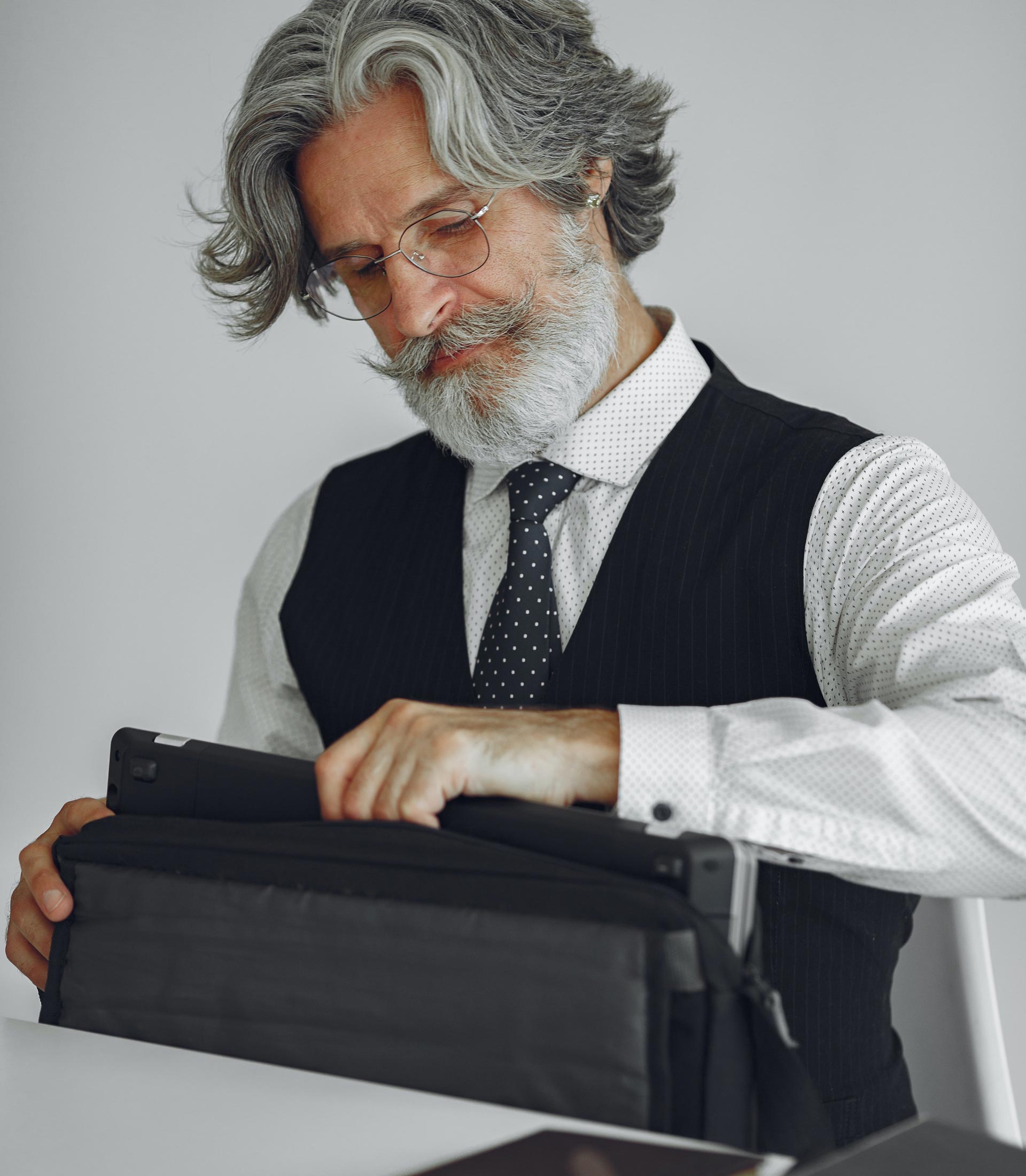 Bank guarantees 1 Bank guarantees